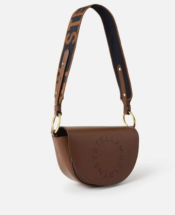Stella McCartney. Bolso de piel en color marrón con lodo, modelo Mini Marlee (precio: 327€/ antes: 545€)