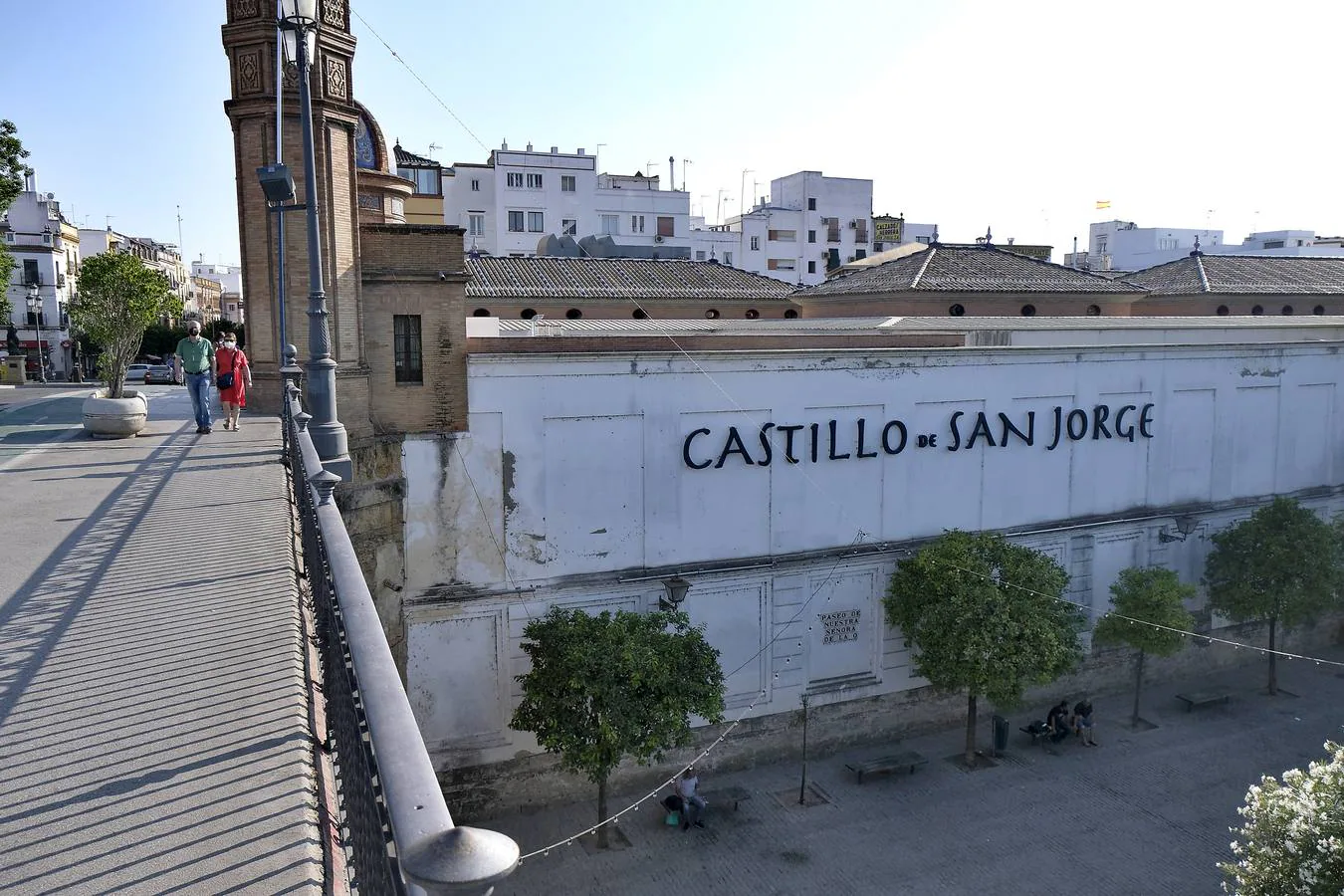 Sevilla no tiene imagen propia para señalar sus monumentos y el Plan de Patrimonio se propone corregirlo próximamente