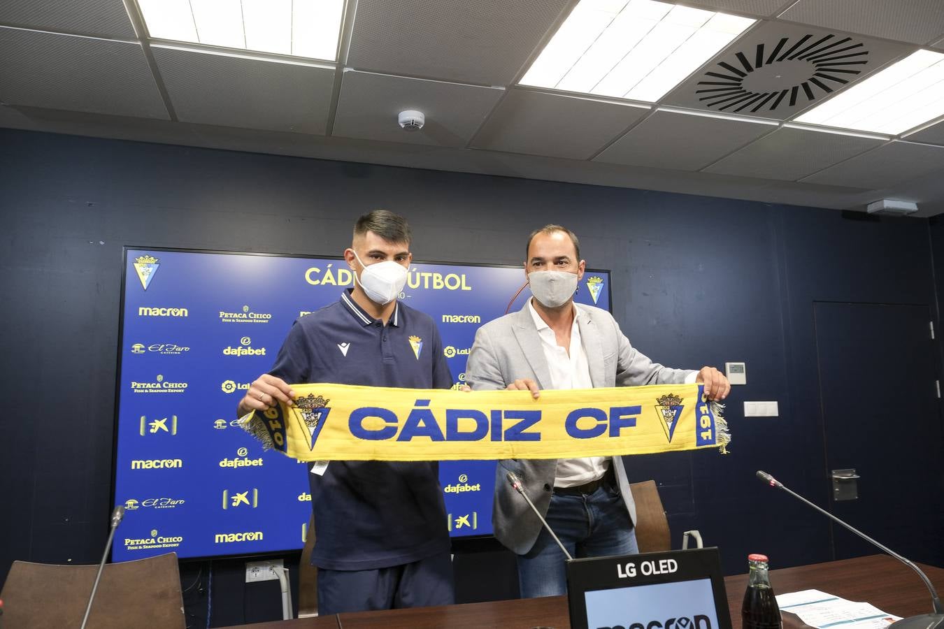 Cádiz C.F.: Presentación de Arzamendia