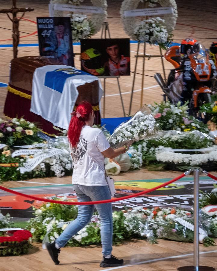 Capilla ardiente del joven piloto Hugo Millán