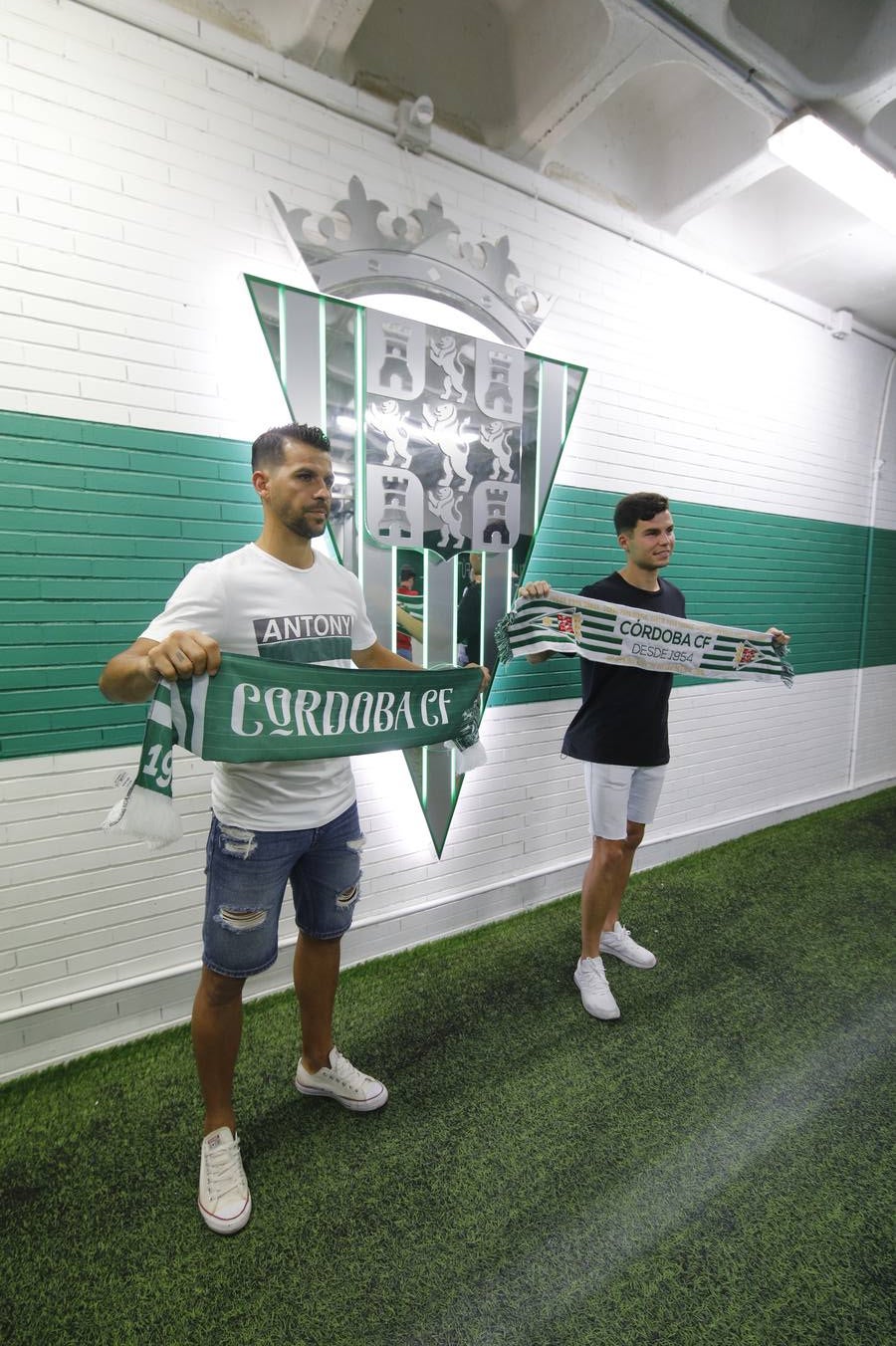 La presentación de Luismi Redondo y José Ruiz, en imágenes