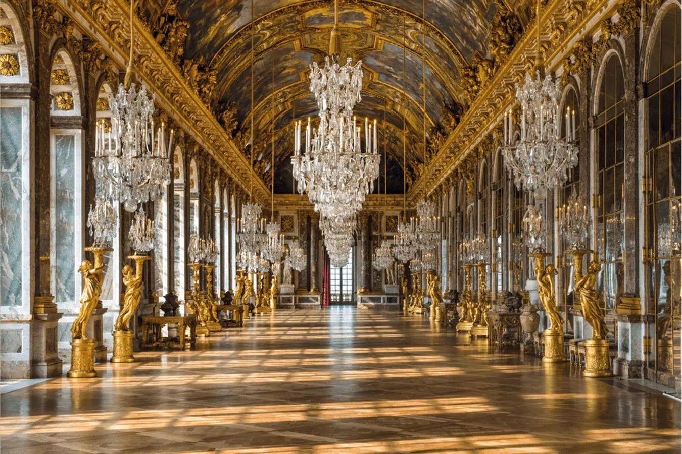 La experiencia de lujo más demandada se hace realidad: alojarse en el Palacio de Versalles como Maria Antonieta y Luis XVI