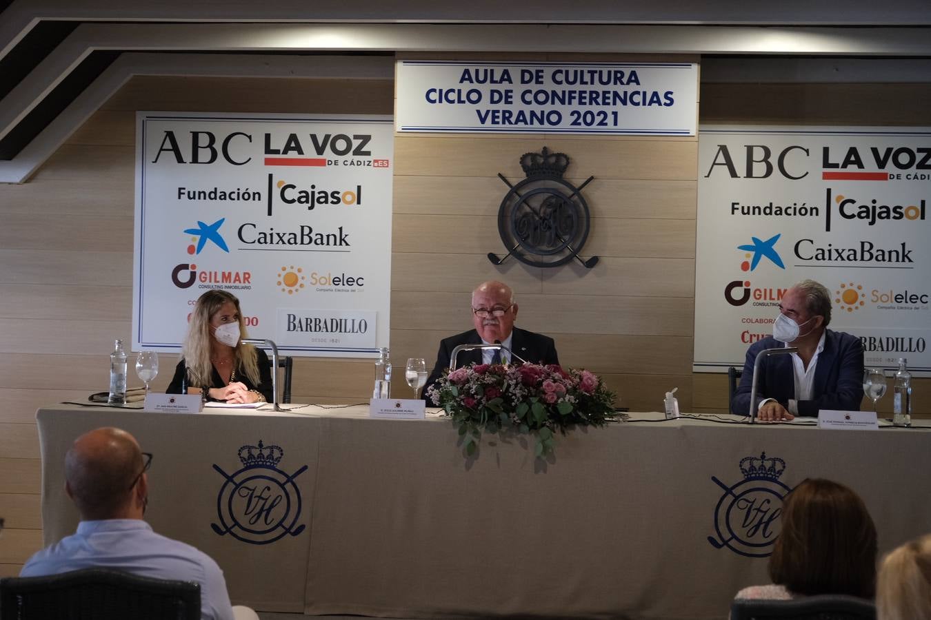 FOTOS: Jesús Aguirre en el Aula de Cultura de El Buzo, en el Club de Golf de Vista Hermosa