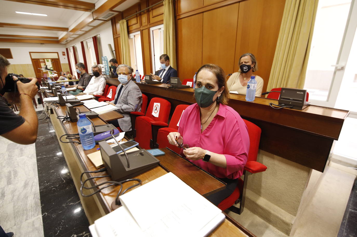 El último Pleno del Ayuntamiento de Córdoba del curso, en imágenes