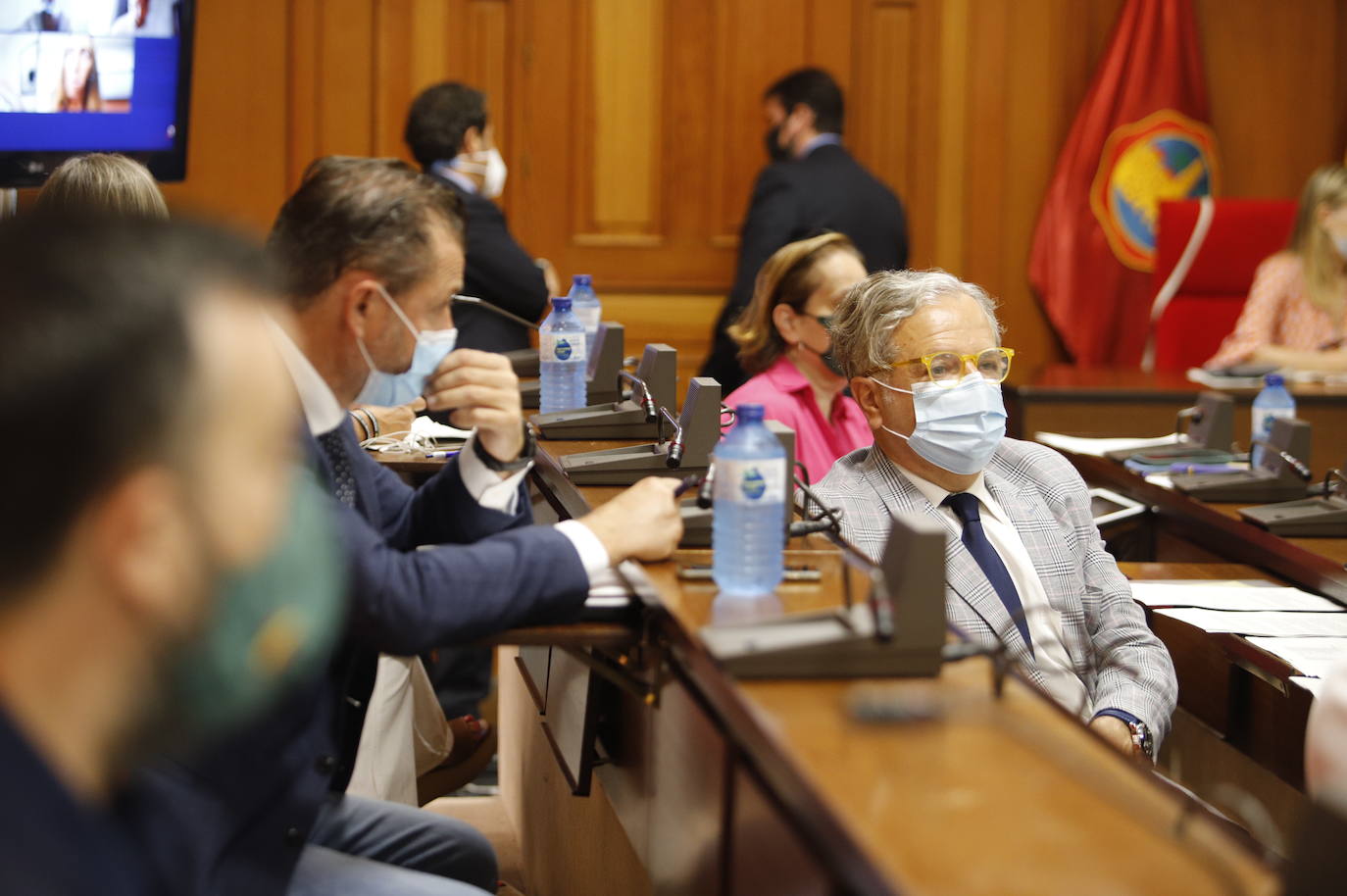 El último Pleno del Ayuntamiento de Córdoba del curso, en imágenes