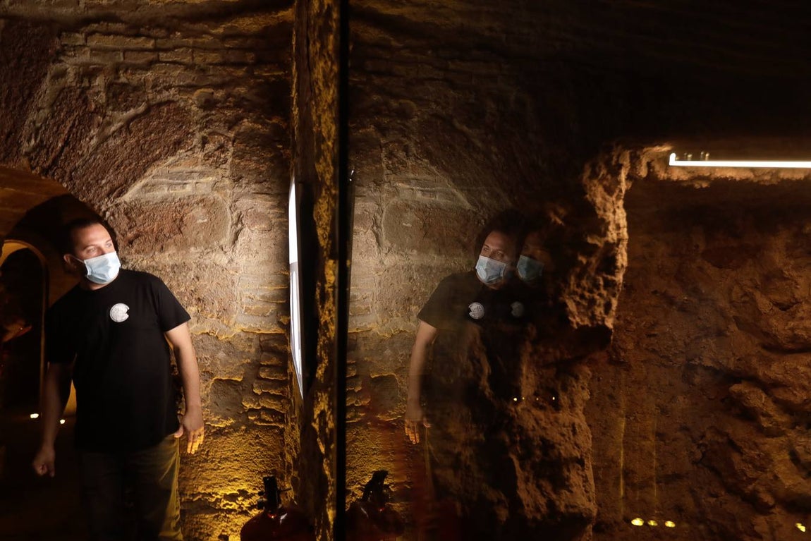FOTOS: La Cueva del Pájaro Azul reabre sus puertas en Cádiz