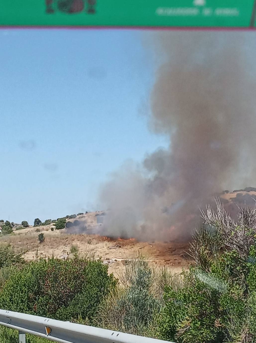 El incendio forestal en la Sierra de Cabra, en imágenes