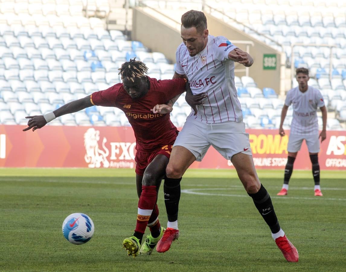 El partido del Sevilla FC - AS Roma, en imágenes