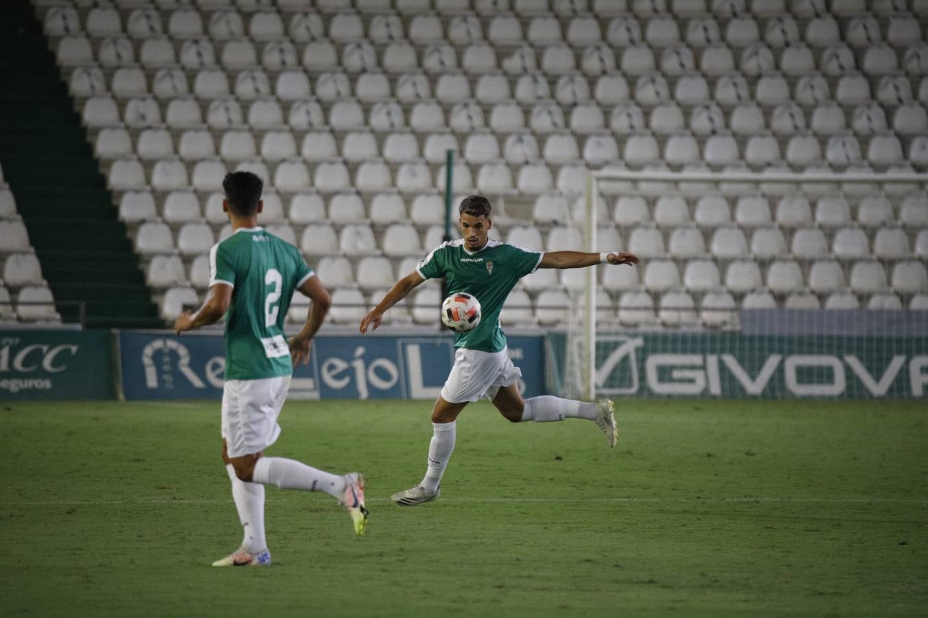 El primer partido de pretemporada del Córdoba CF ante el Linares, en imágenes