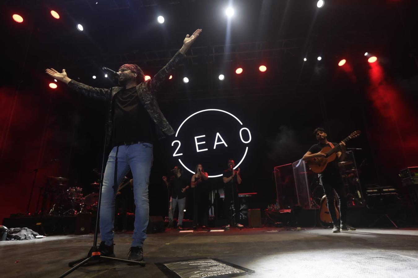 FOTOS: El Arrebato conquista la noche chiclanera con sus canciones en el Concert Music Festival