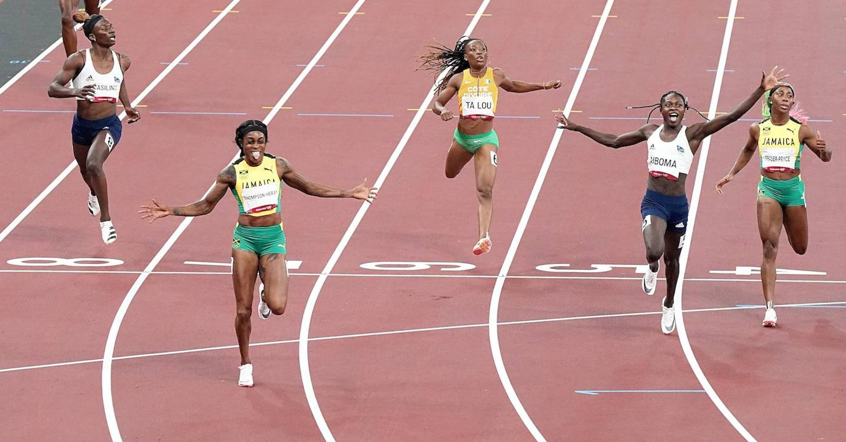 La reina de Jamaica. Elaine Thompson-Herah no estaba para sorpresas en estos Juegos. Ya tiene de nuevo el doblete 100-200 que conquistó hace cinco años en Río. Han sido temporadas problemáticas, de lesiones y sufrimiento, pero cuando la jamaicana está en condiciones, su superioridad es incuestionable. Por mucho empeño que le ponga la valiente Shelly-Ann Fraser-Pryce, Thompsom-Herah está en un nivel superior.