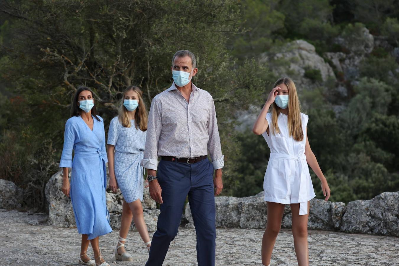 Sus Majestades los Reyes, la Princesa Leonor y la Infanta Sofía visitan el Centro de Interpretación del Paraje Natural de la Sierra de Tramontana y el Santuario de Lluc. 