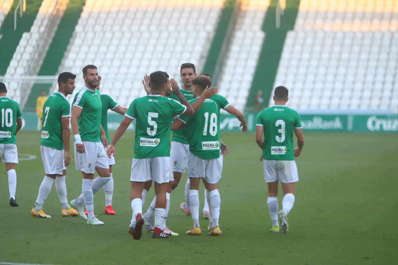 La victoria del Córdoba CF ante el Marbella, en imágenes