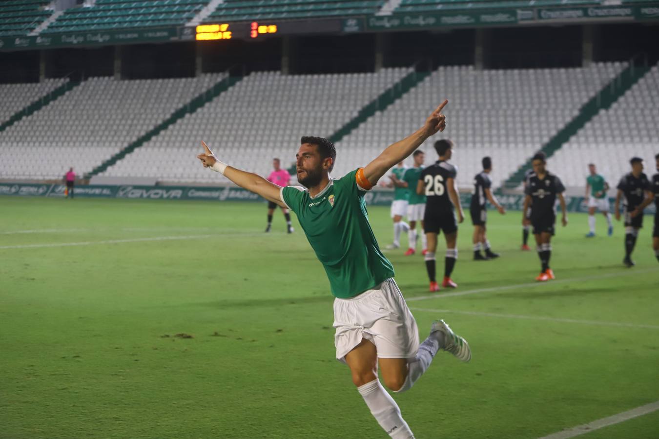 La victoria del Córdoba CF ante el Marbella, en imágenes