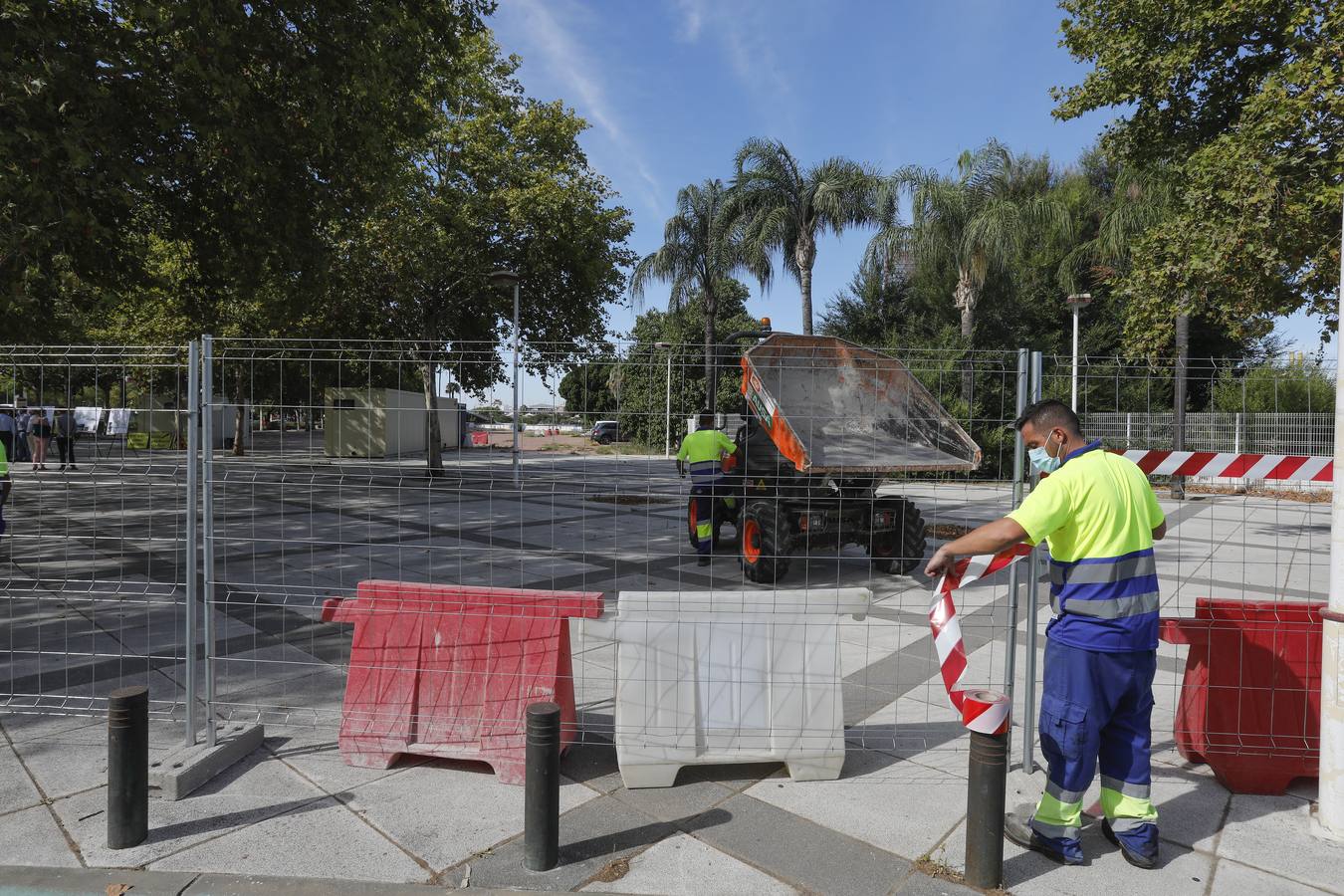 En imágenes, arrancan las obras en la calle Torneo