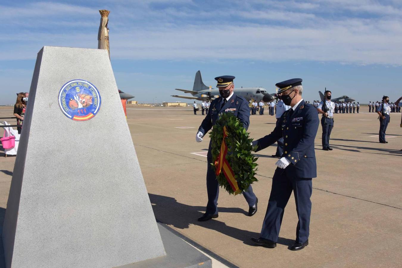 En imágenes, la toma de posesión del nuevo jefe de la base aérea de Morón