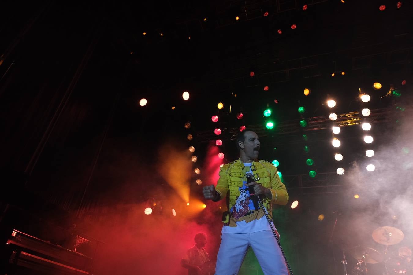 FOTOS: Los clásicos de Queen reviven en el Poblado de Sancti Petri