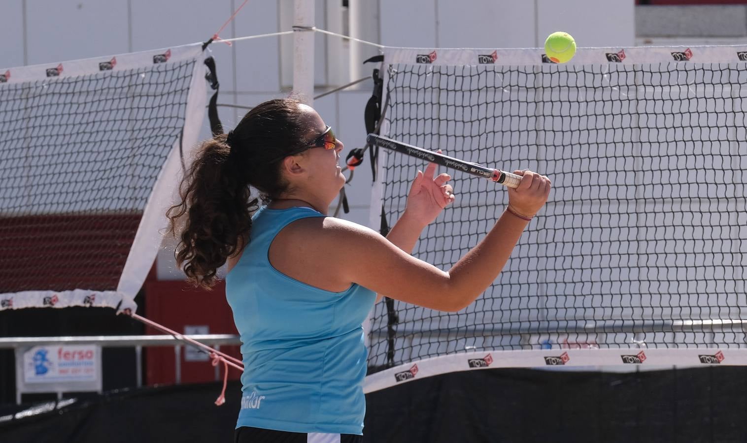 FOTOS: Liga Mapfre de Tenis Playa en La Victoria, en Cádiz capital