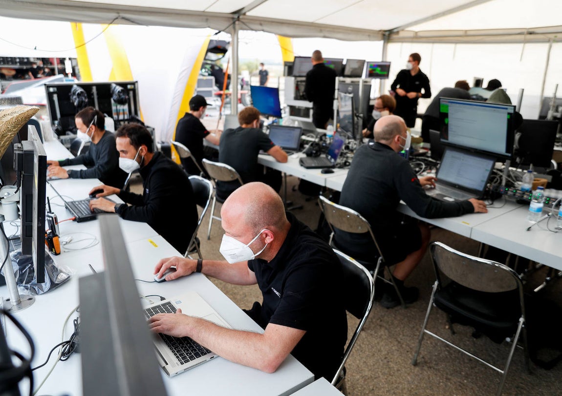 El prototipo de Audi para el Rally Dakar completa ocho días de pruebas en España