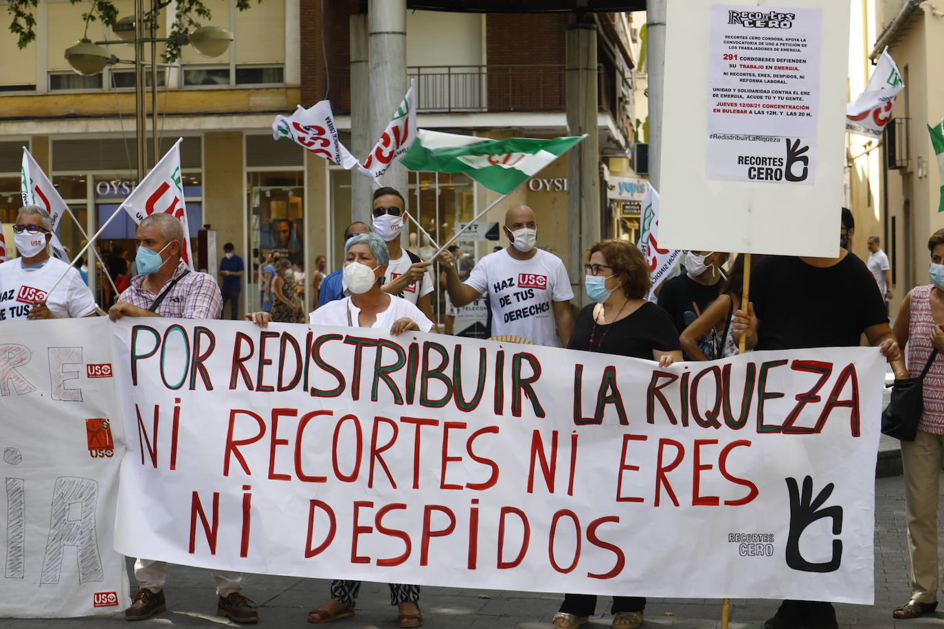 La protesta de los trabajadores de Emergia en Córdoba, en imágenes