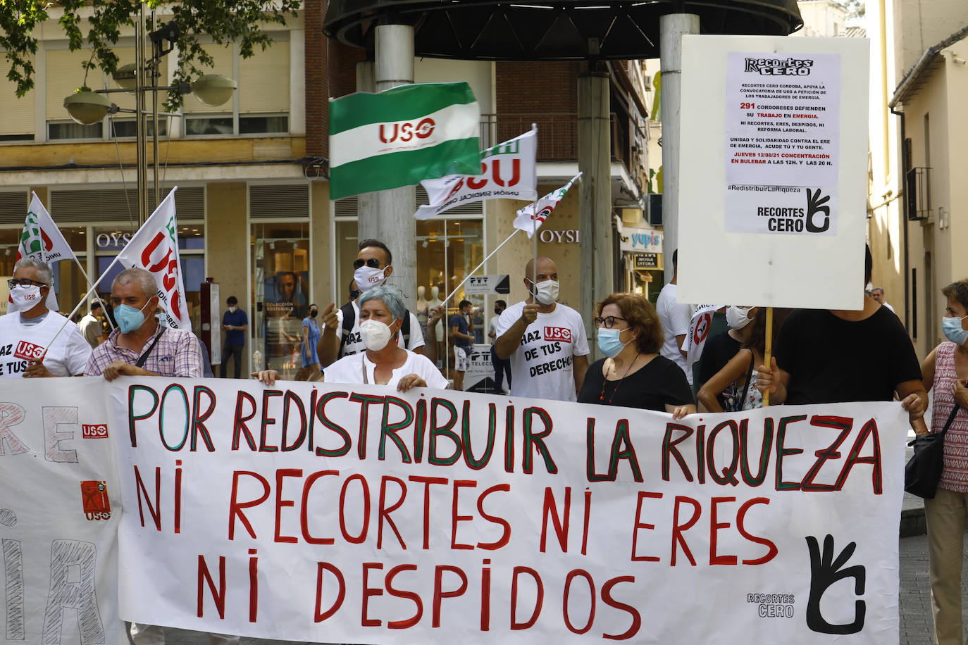 La protesta de los trabajadores de Emergia en Córdoba, en imágenes