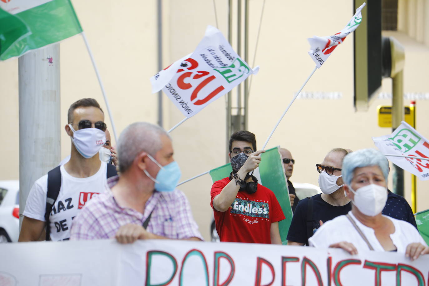 La protesta de los trabajadores de Emergia en Córdoba, en imágenes