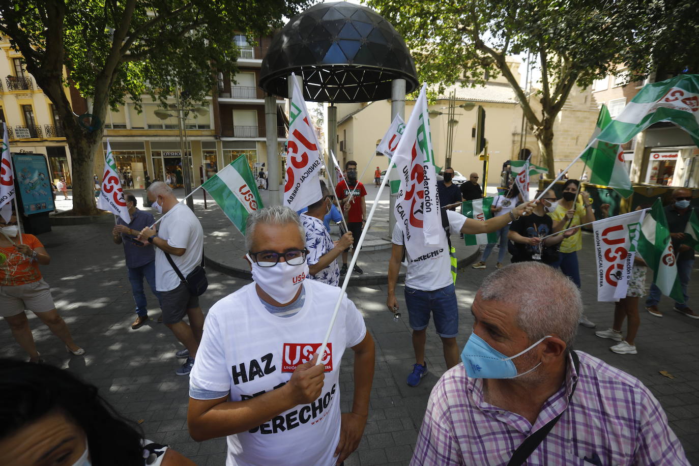 La protesta de los trabajadores de Emergia en Córdoba, en imágenes