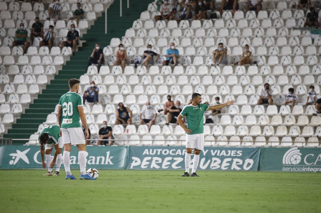 La victoria del Córdoba CF ante el Rayo Majadahonda, en imágenes