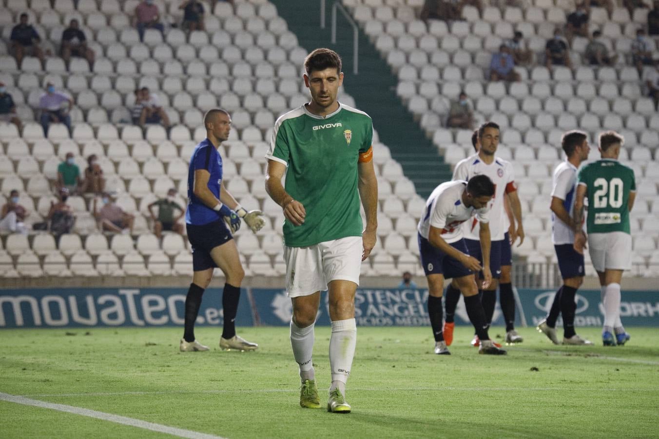 La victoria del Córdoba CF ante el Rayo Majadahonda, en imágenes