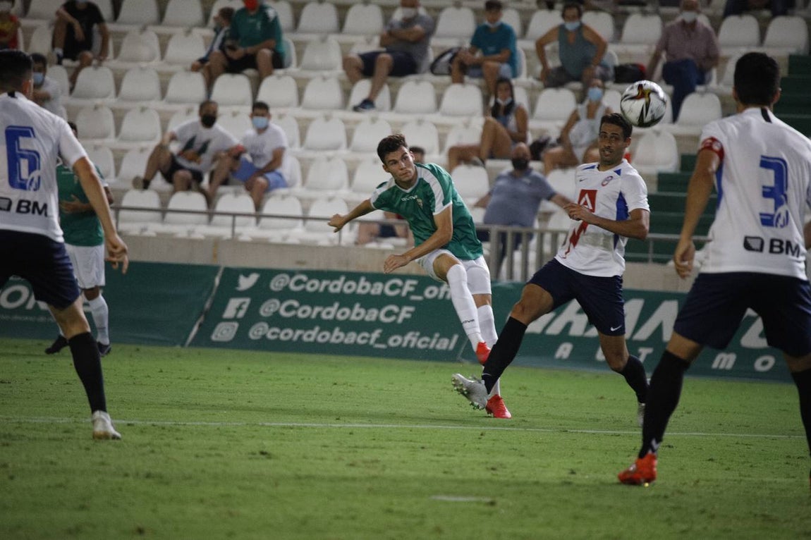 La victoria del Córdoba CF ante el Rayo Majadahonda, en imágenes