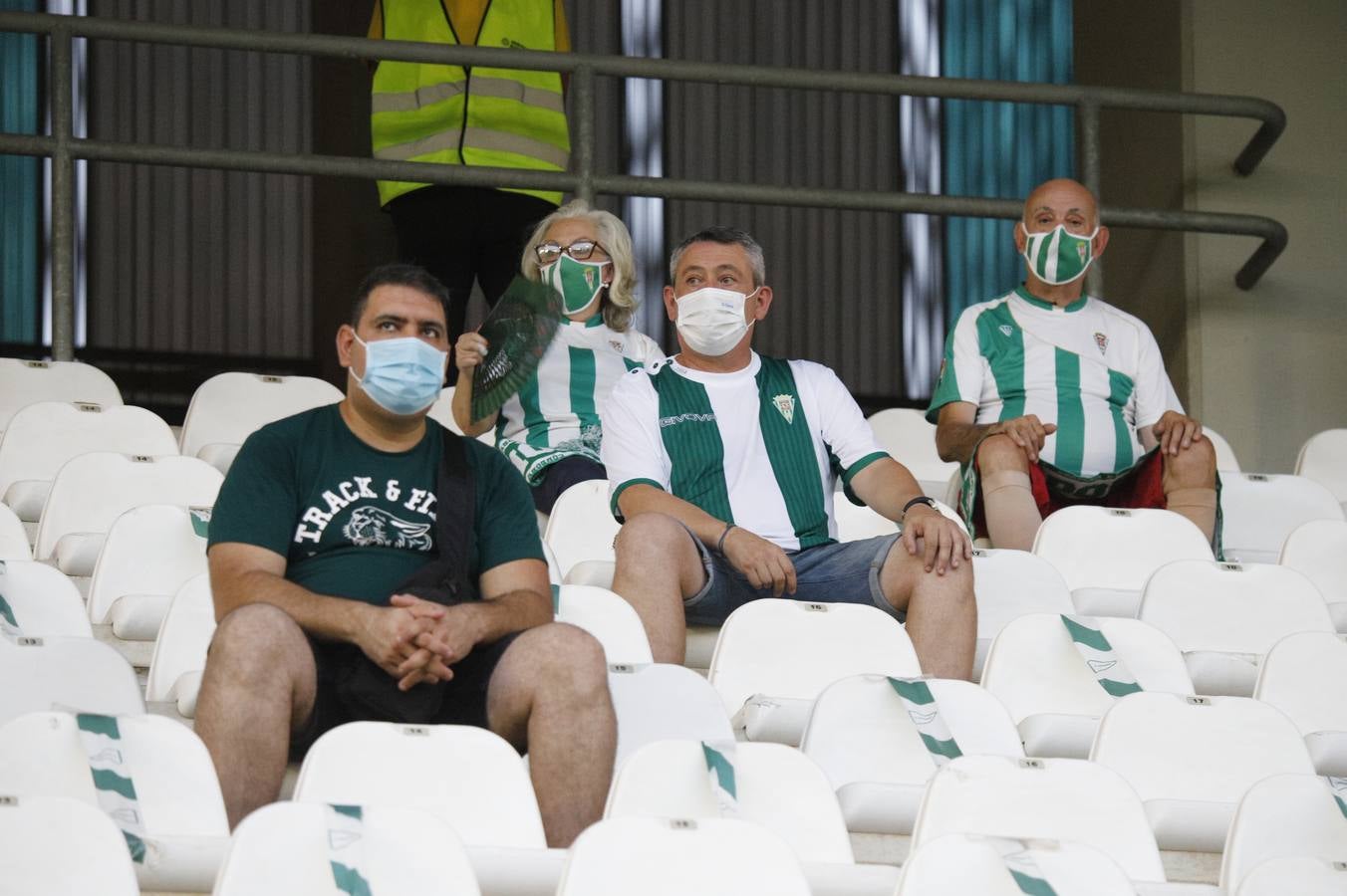 El regreso del público en el Córdoba-Rayo Majadahonda, en imágenes