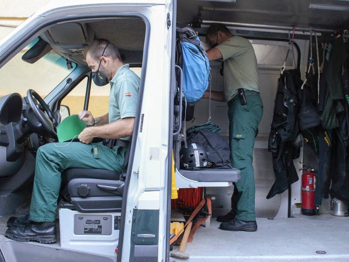 Sevilla fue uno de los primeros destinos donde se abrieron equipos de buceadores de la Guardia Civil en territorio nacional