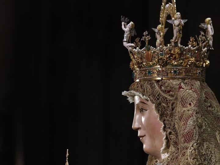 La novena de la Virgen de los Reyes, en imágenes