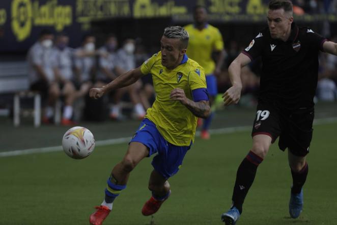 Las mejores imágenes del Cádiz - Levante (1-1)