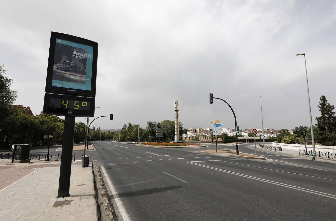 En imágenes, Córdoba desierta en plena ola de calor