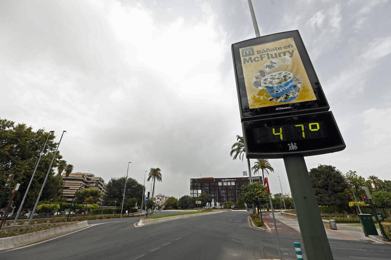 En imágenes, Córdoba desierta en plena ola de calor