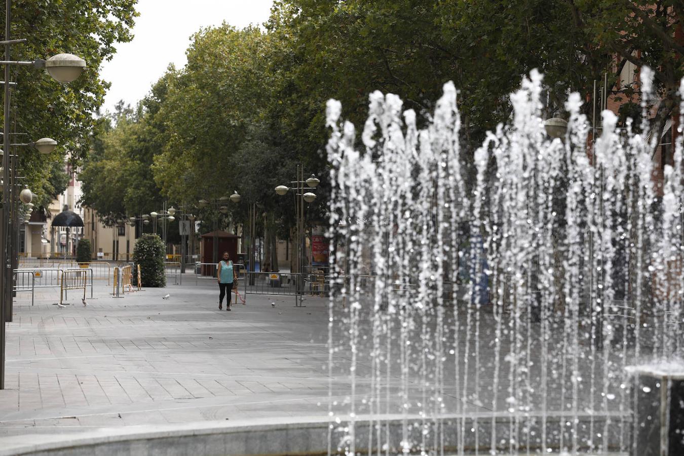 En imágenes, Córdoba desierta en plena ola de calor