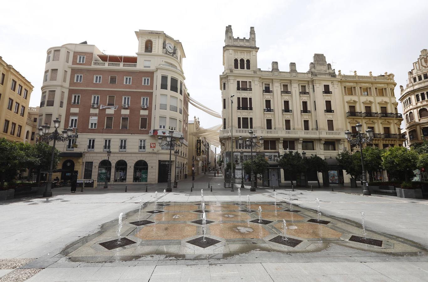 En imágenes, Córdoba desierta en plena ola de calor