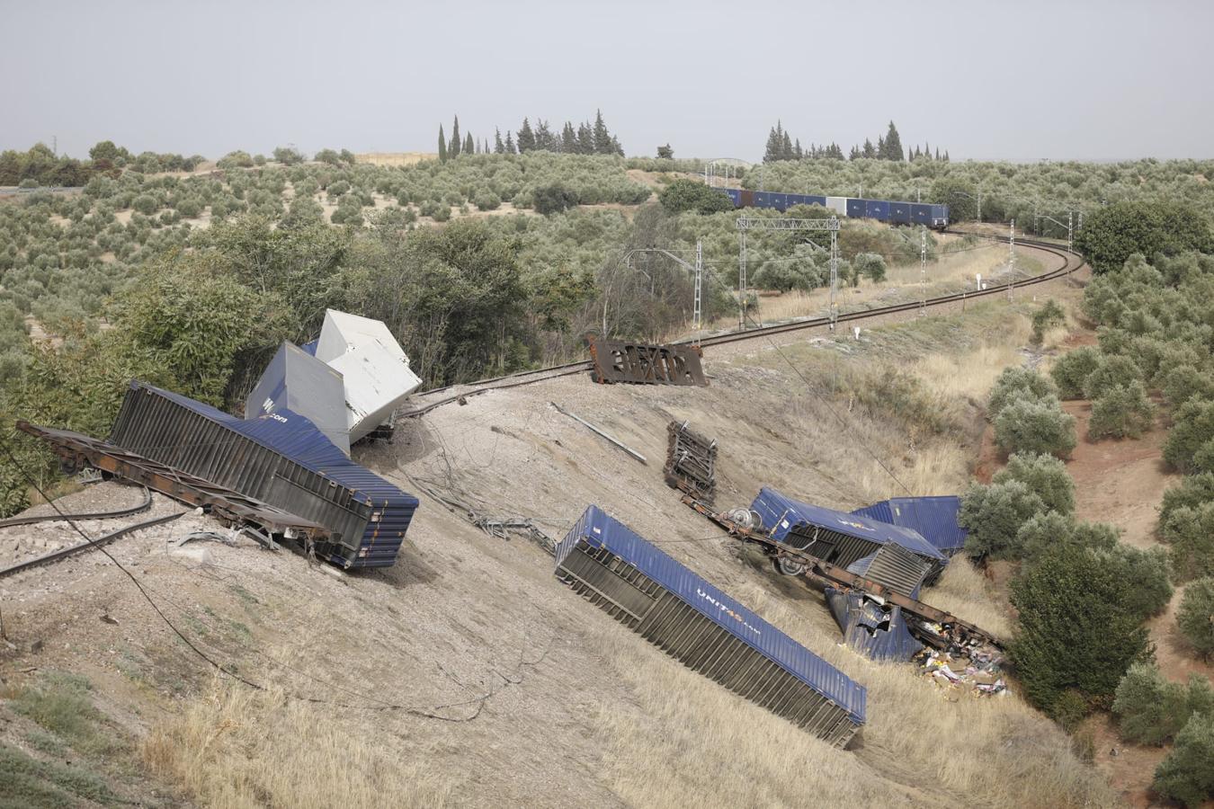 El descarrilamiento del tren en Montoro, en imágenes