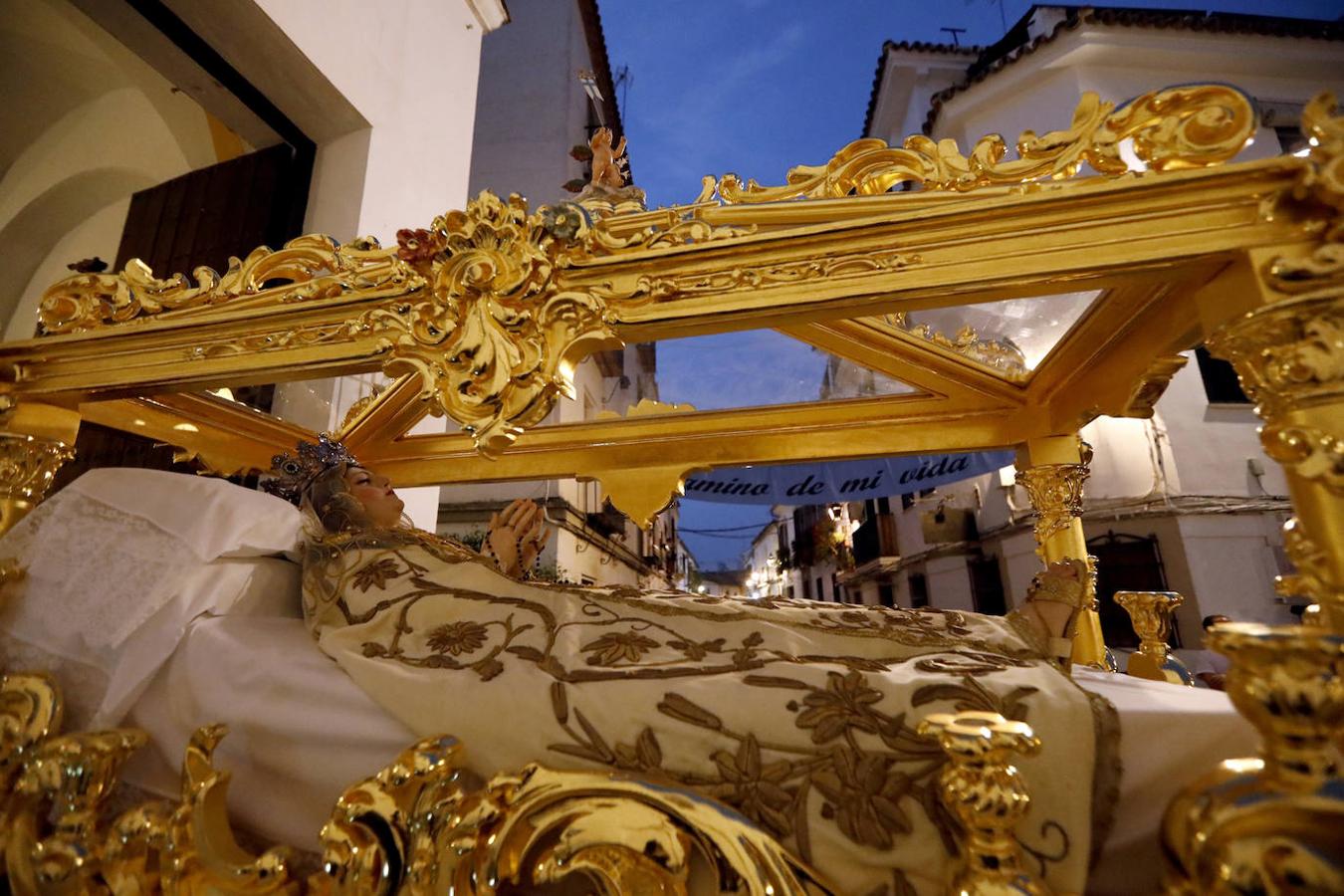 El Vía Lucis de la Virgen del Tránsito de Córdoba, en imágenes