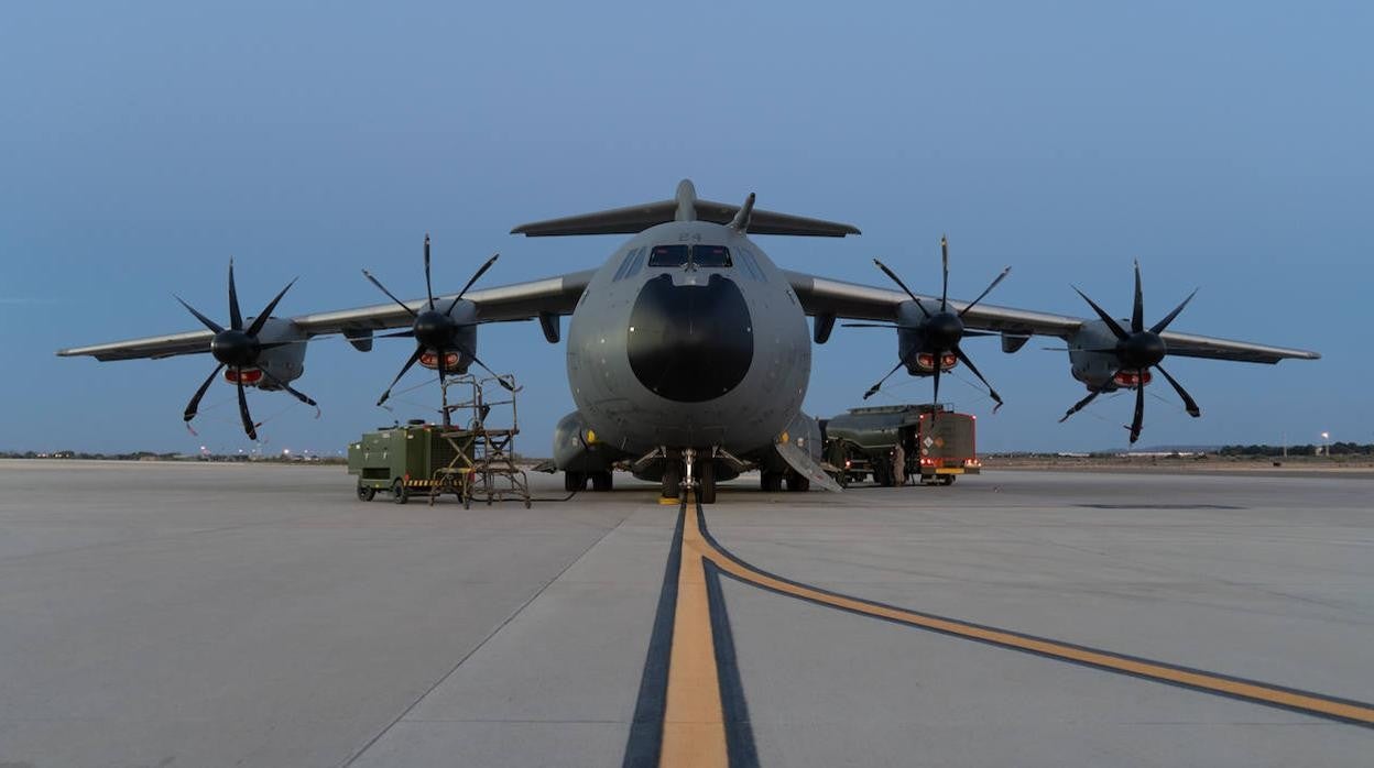 En imágenes, el despegue del primer avión desde Zaragoza para la repatriación de españoles de Afganistán