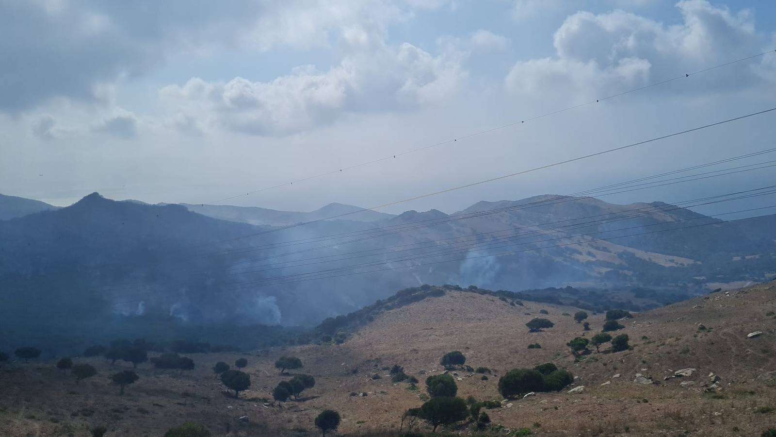 Fotos: El incendio de Tarifa se reactiva a causa del viento