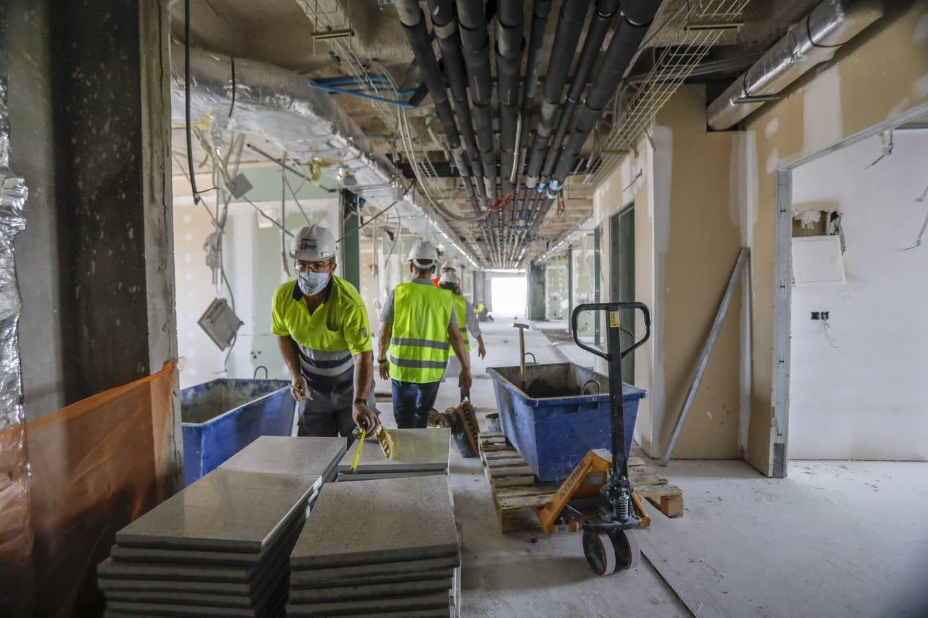 Tras quince años de abandono de un hospital que era pionero se anuncia el final de sus obras para el verano de 2022