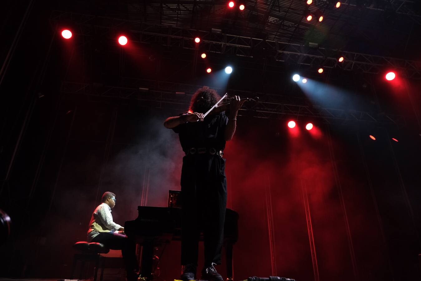FOTOS: Velada mágica con violín y piano gracias al gran Ara Malikian en el Concert Music Festival