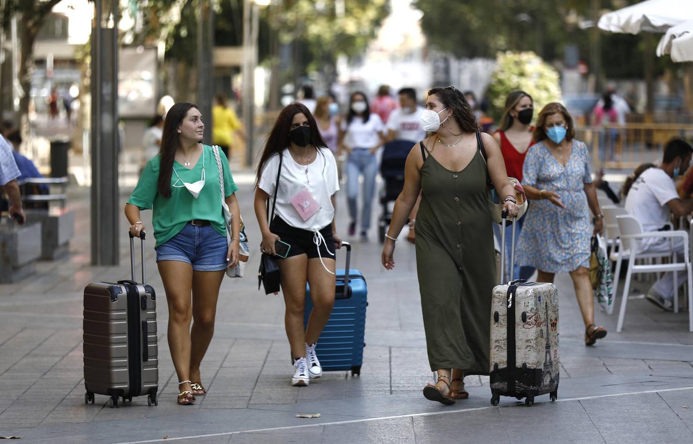 En imágenes, Córdoba recobra la actividad tras el puente de agosto