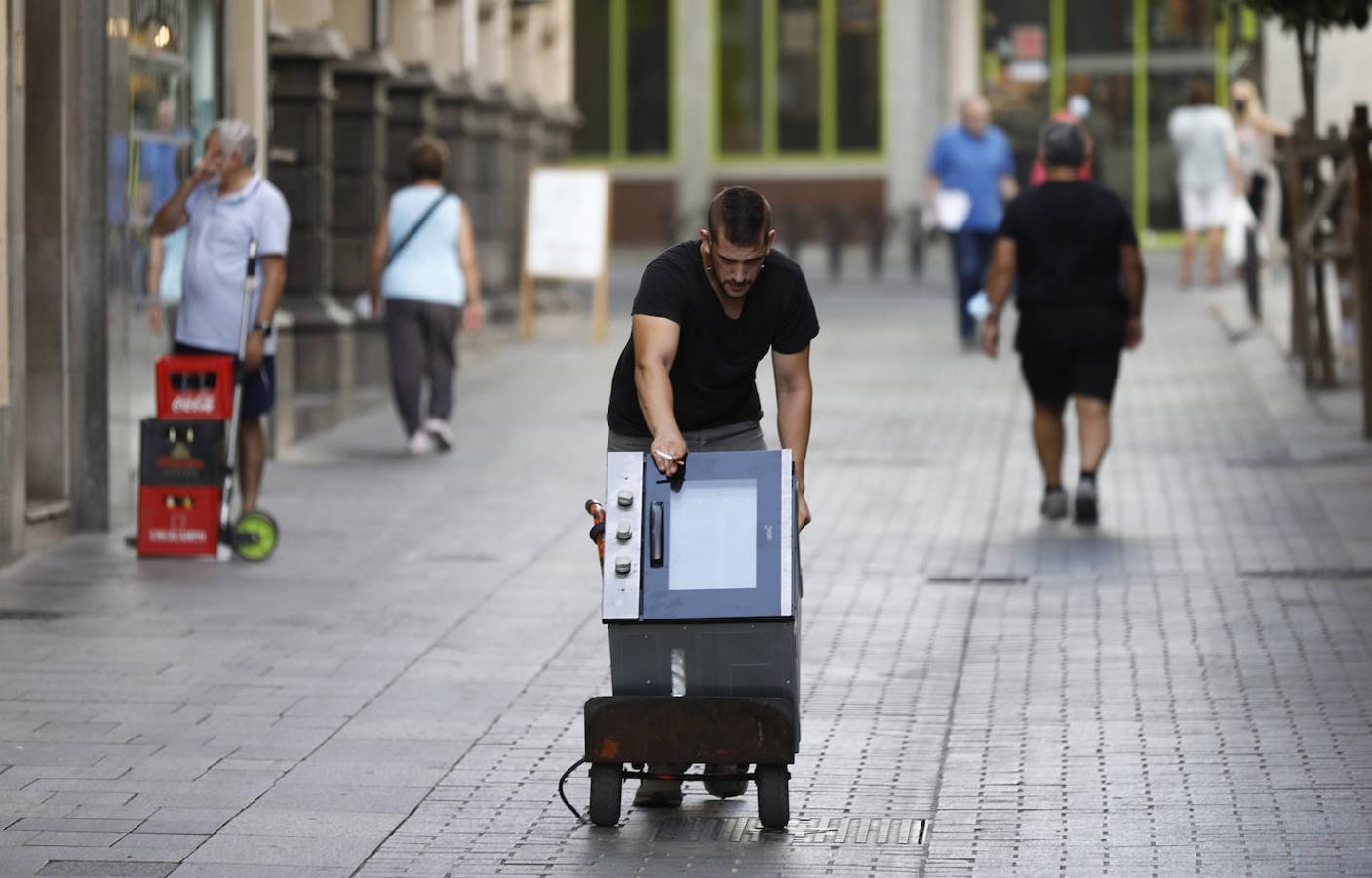 En imágenes, Córdoba recobra la actividad tras el puente de agosto