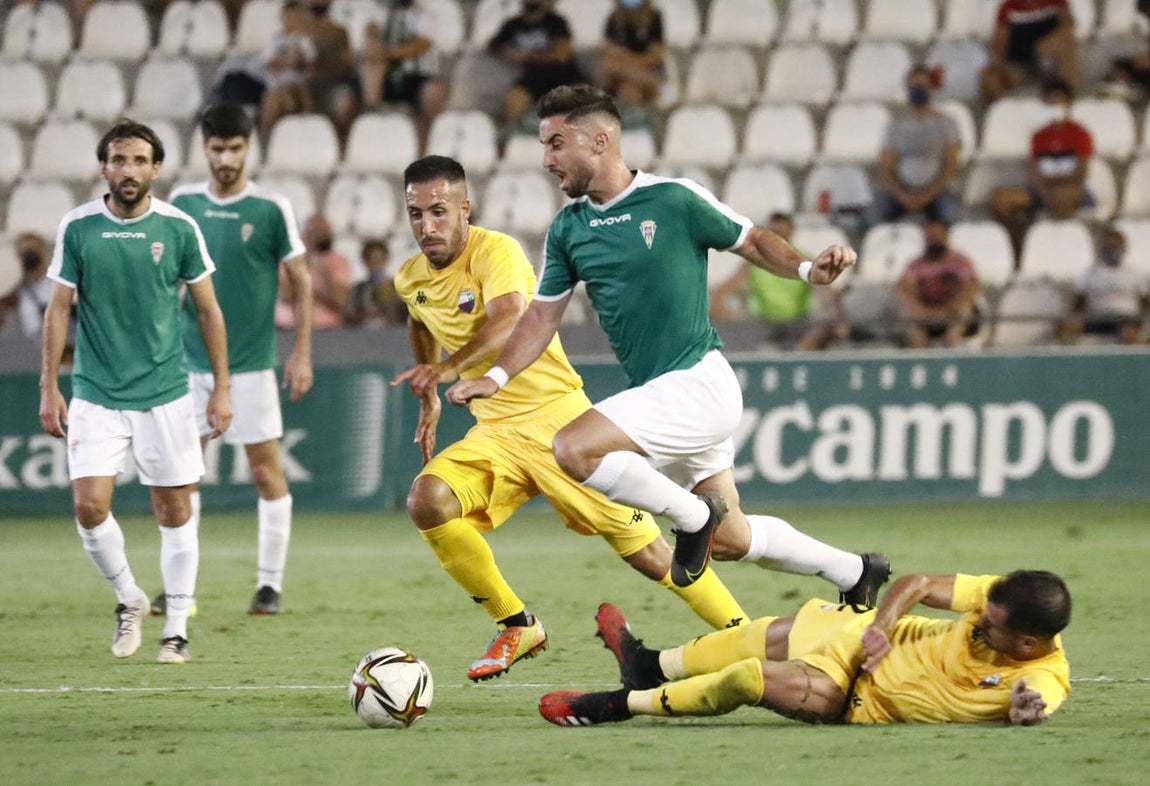 El Córdoba-Extremadura, en imágenes