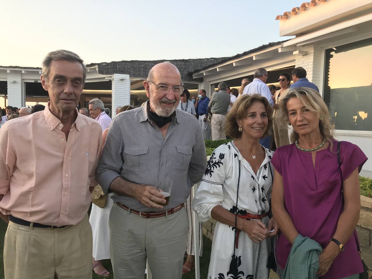 Iván Benjumea, Manuel Sánchez Briñas, Mercedes Vázquez y Marisa Nevado del Campo.. 