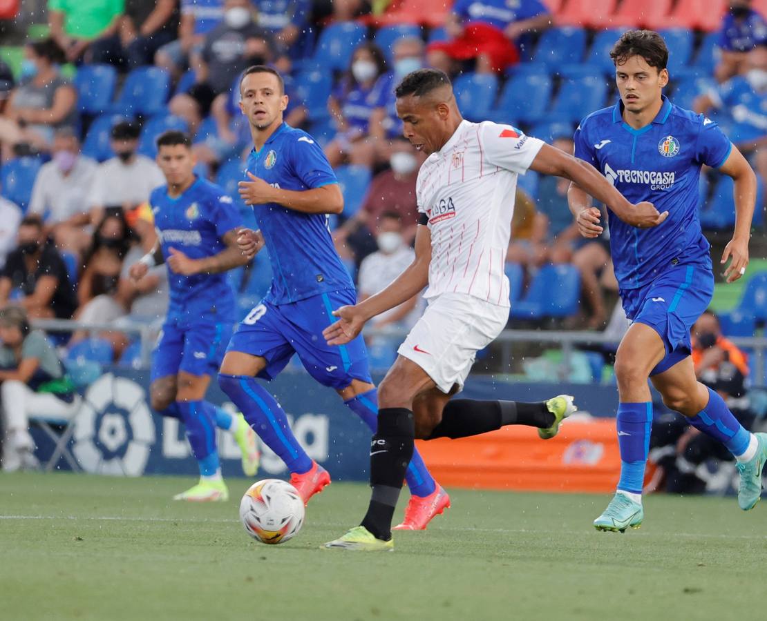 Partido ﻿entre el Getafe y El Sevilla disputado en el Coliseum Alfonso Pérez