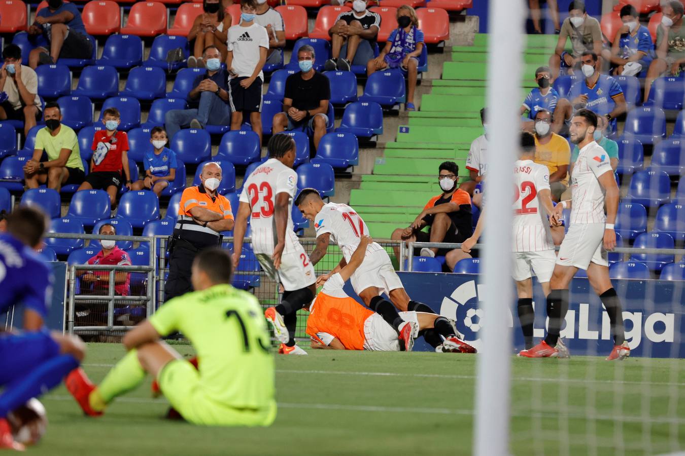 Partido ﻿entre el Getafe y El Sevilla disputado en el Coliseum Alfonso Pérez